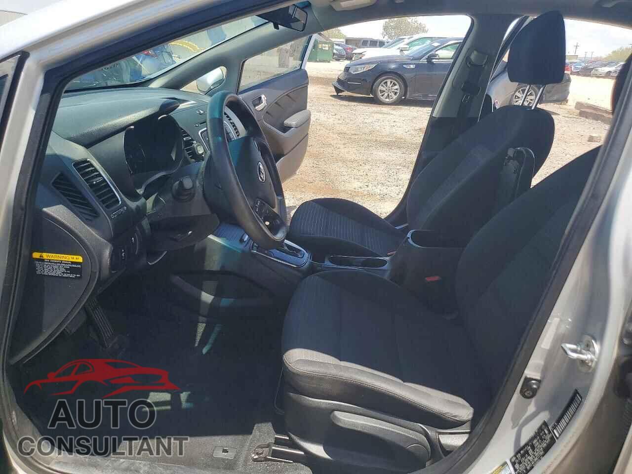 KIA FORTE 2017 - 3KPFL4A78HE117963