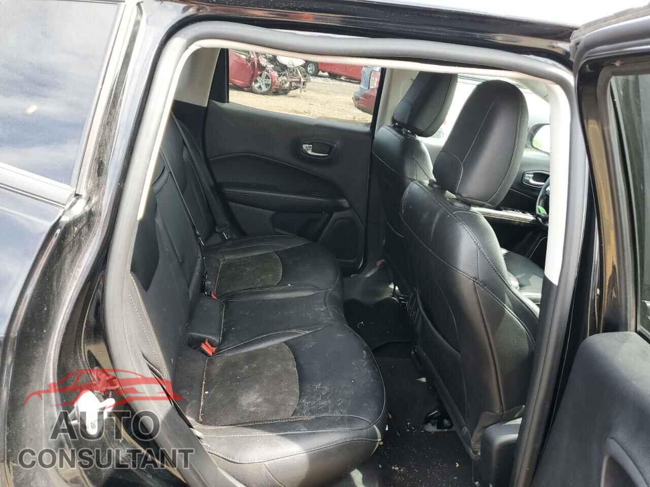 JEEP COMPASS 2019 - 3C4NJDBB8KT656882