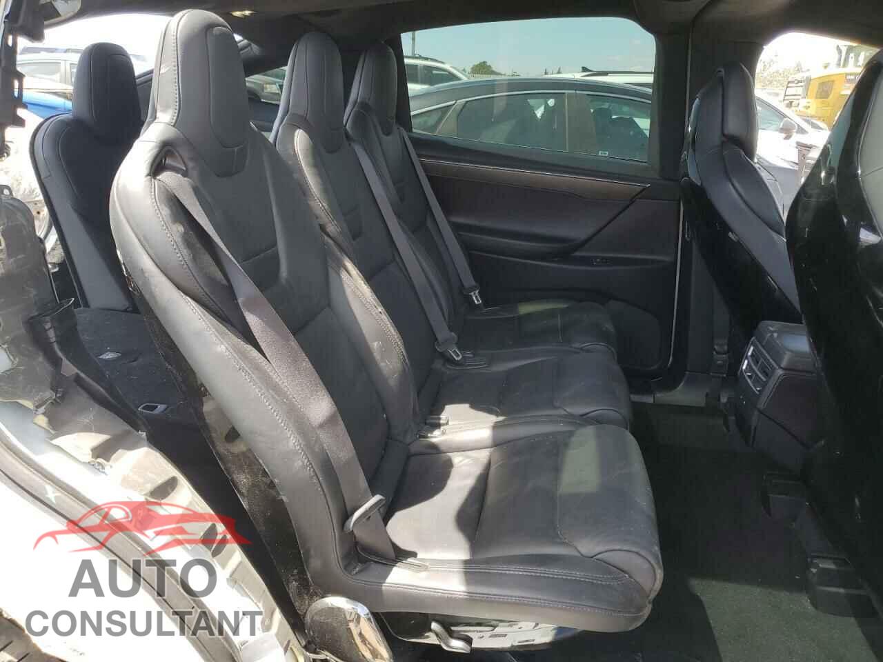 TESLA MODEL X 2017 - 5YJXCAE20HF044180