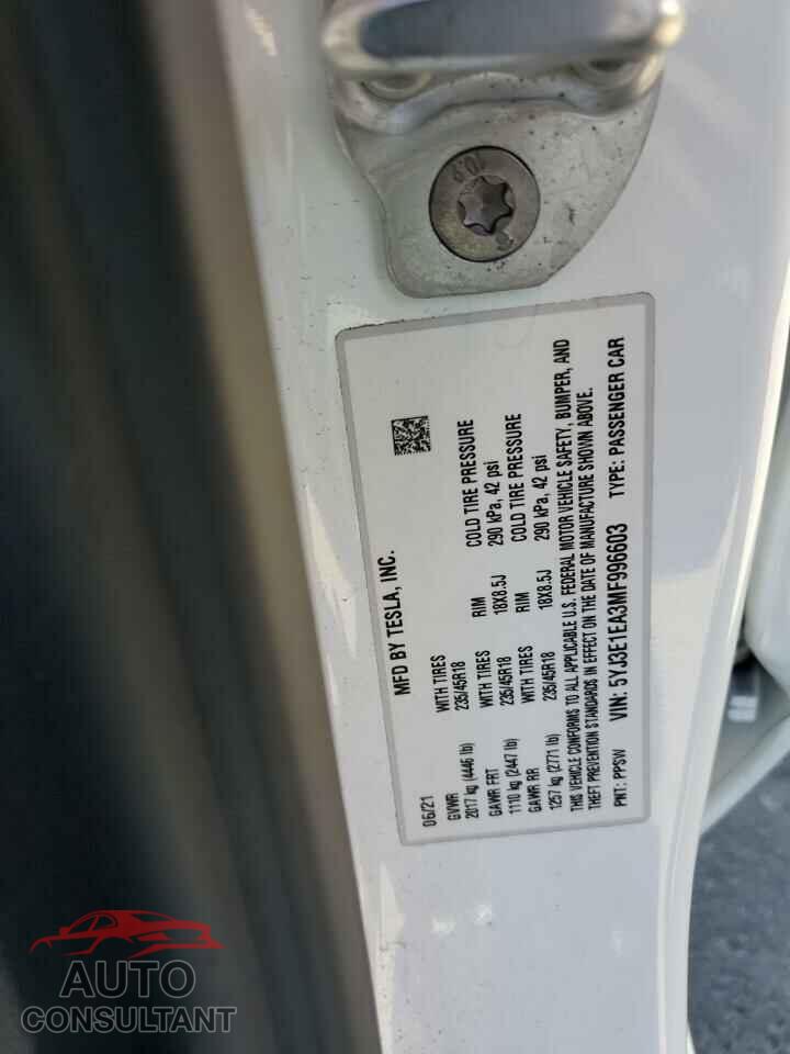 TESLA MODEL 3 2021 - 5YJ3E1EA3MF996603