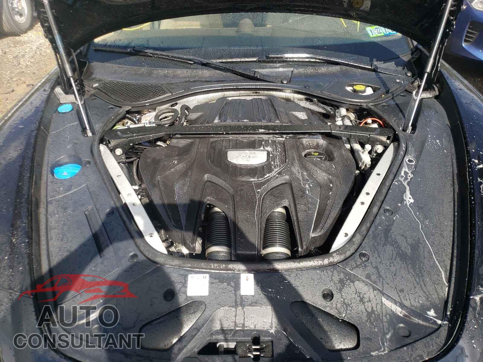 PORSCHE PANAMERA 2017 - WP0AB2A78HL123917
