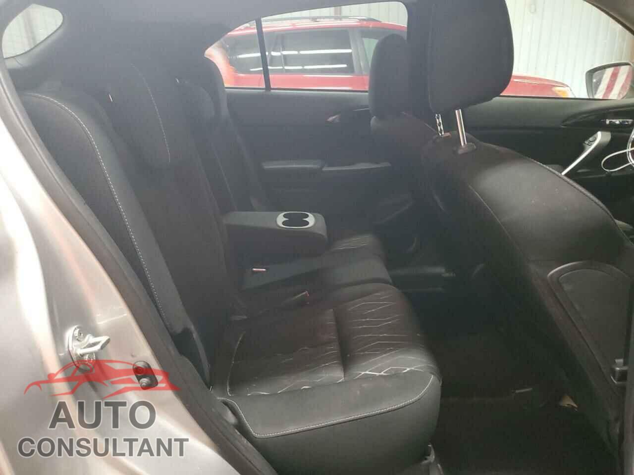 MITSUBISHI ECLIPSE 2018 - JA4AT5AA8JZ040849