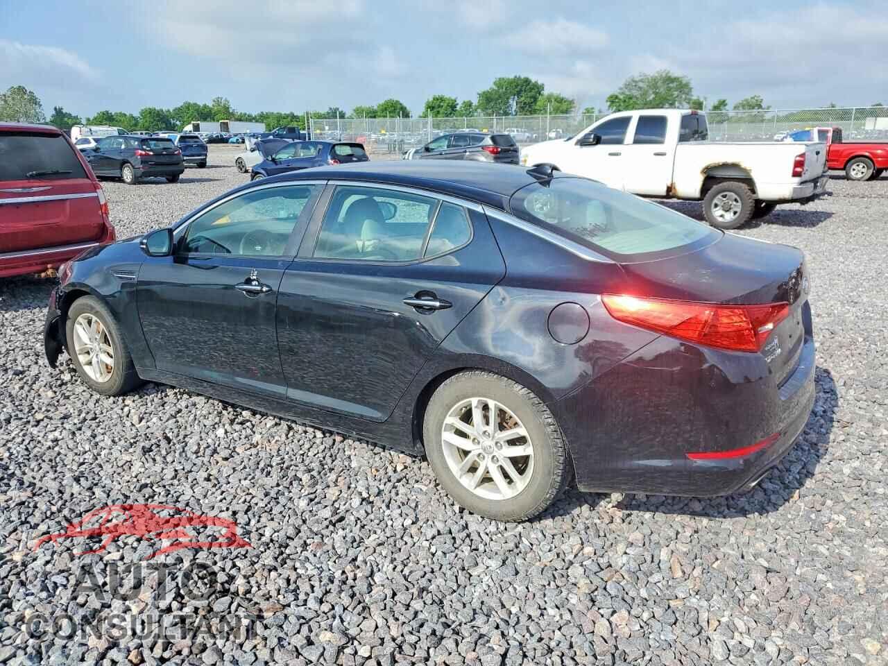 KIA OPTIMA 2013 - KNAGM4A70D5301802