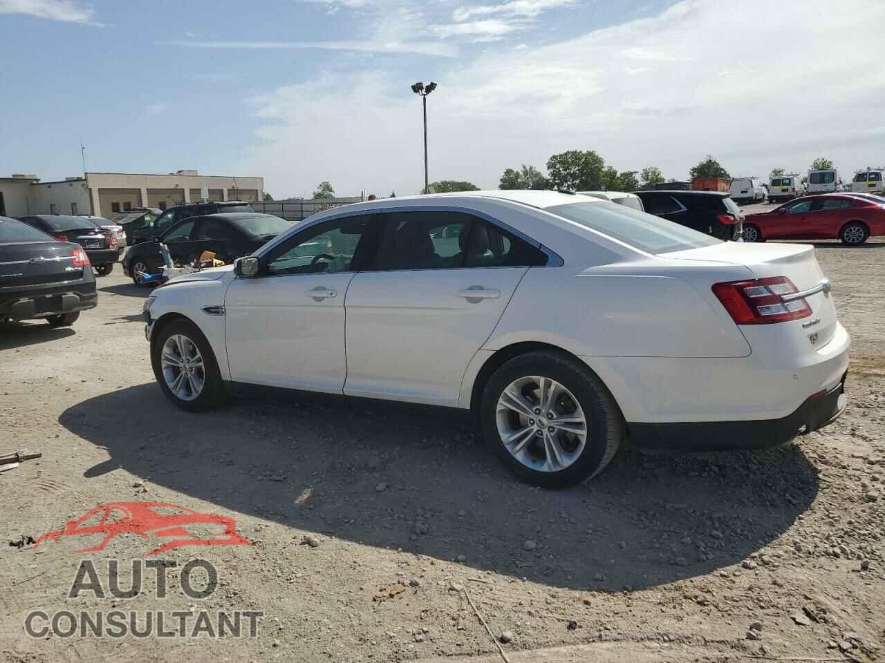 FORD TAURUS 2017 - 1FAHP2E86HG110505