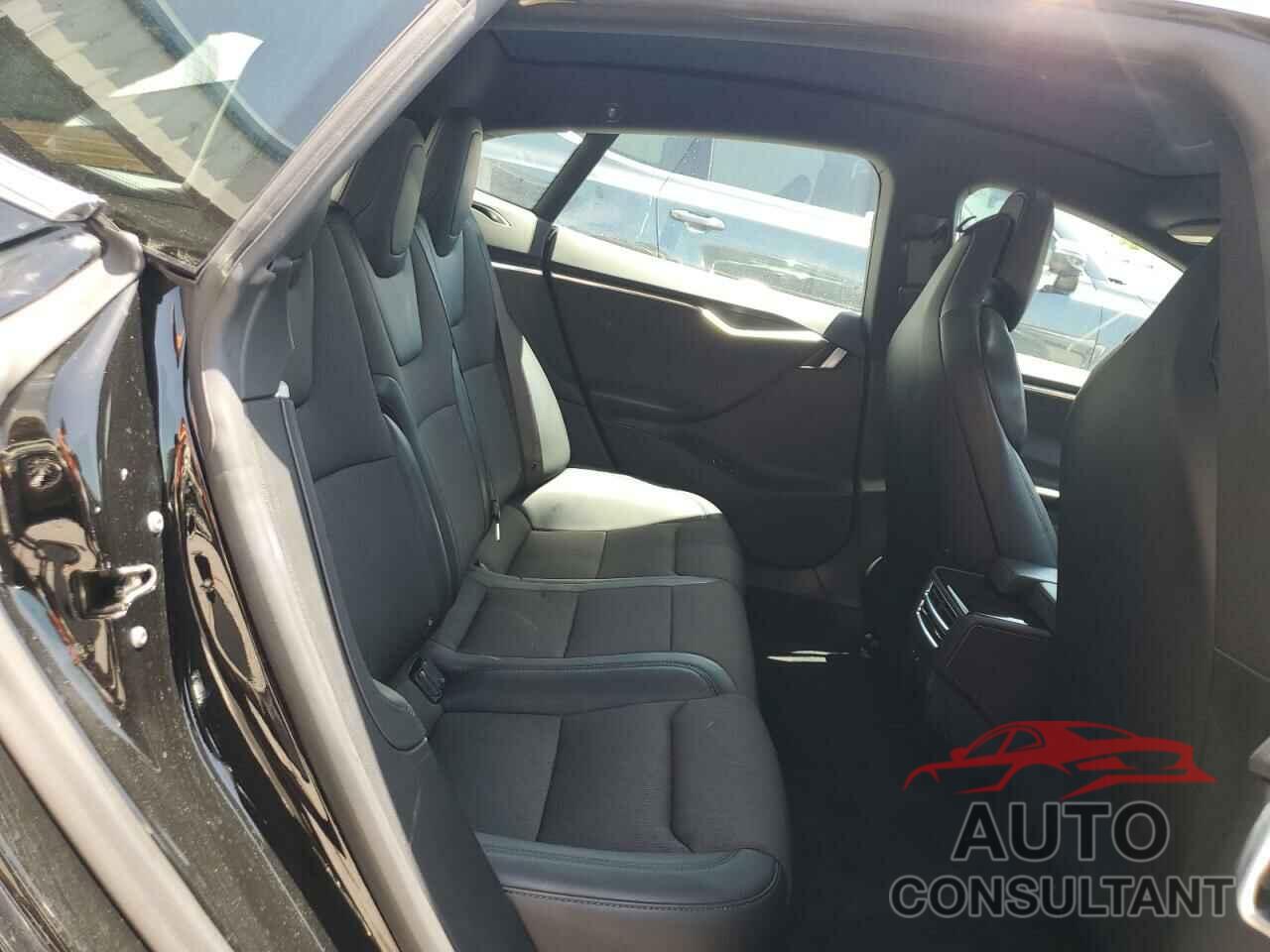 TESLA MODEL S 2017 - 5YJSA1E13HF219285