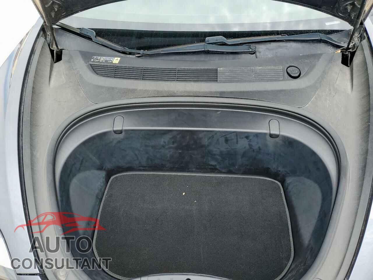 TESLA MODEL 3 2018 - 5YJ3E1EA2JF045384