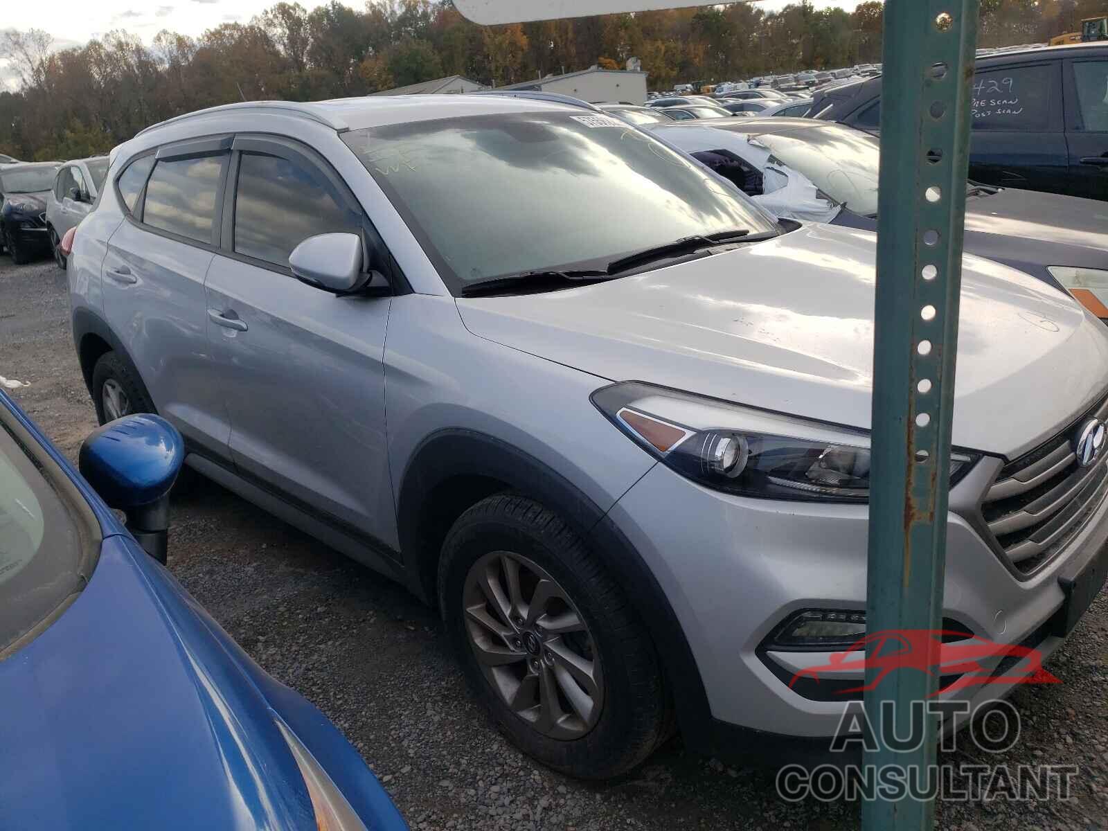 HYUNDAI TUCSON 2017 - KM8J3CA23HU290456