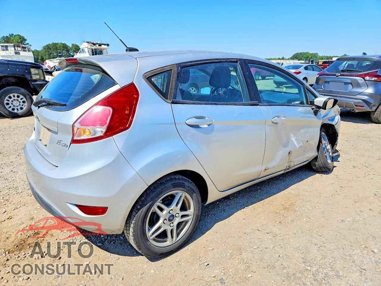 FORD FIESTA 2017 - 3FADP4EJ1HM158657