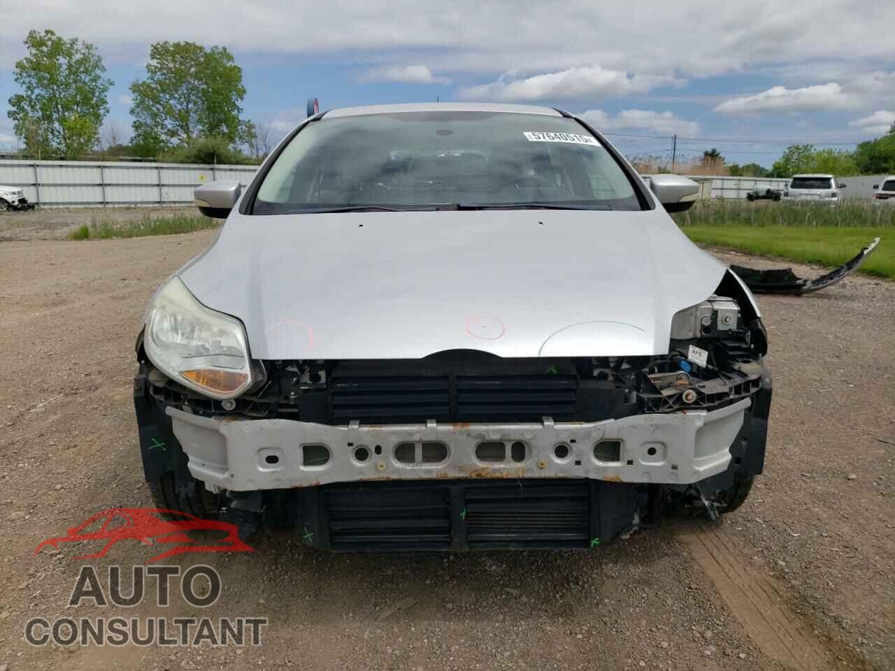 FORD FOCUS 2012 - 1FAHP3M29CL372103