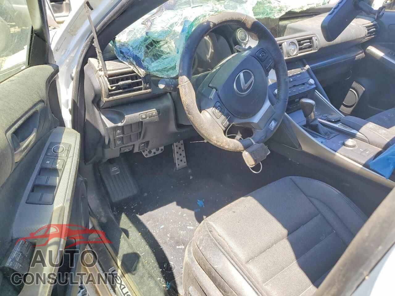 LEXUS IS 2017 - JTHBE1D23H5030649