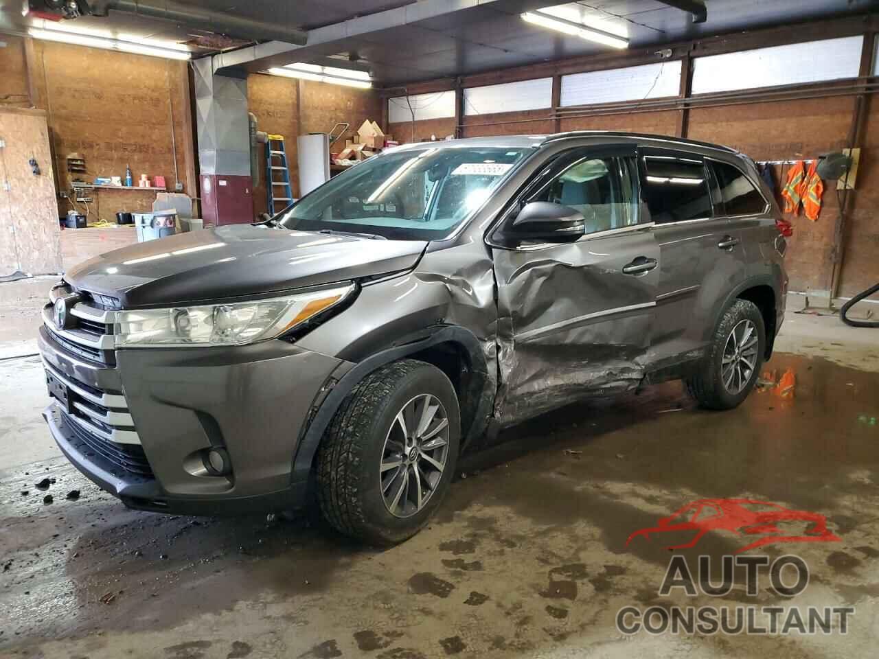 TOYOTA HIGHLANDER 2019 - 5TDJZRFH6KS997386