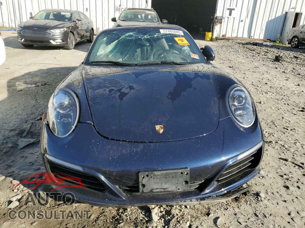 PORSCHE 911 2018 - WP0CB2A98JS147463