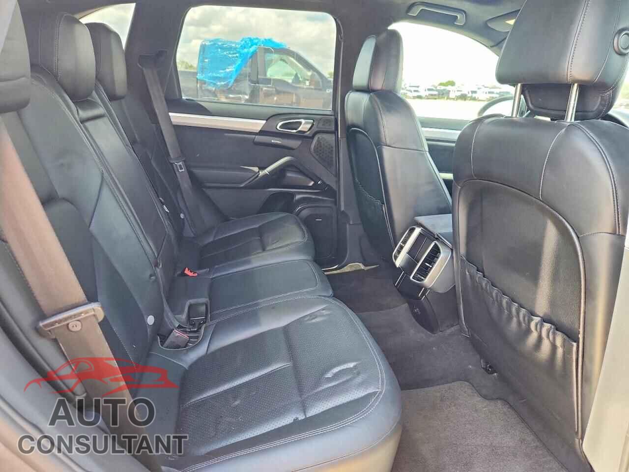PORSCHE CAYENNE 2013 - WP1AD2A20DLA71805