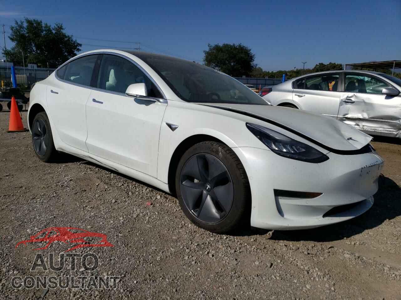 TESLA MODEL 3 2018 - 5YJ3E1EB8JF100249