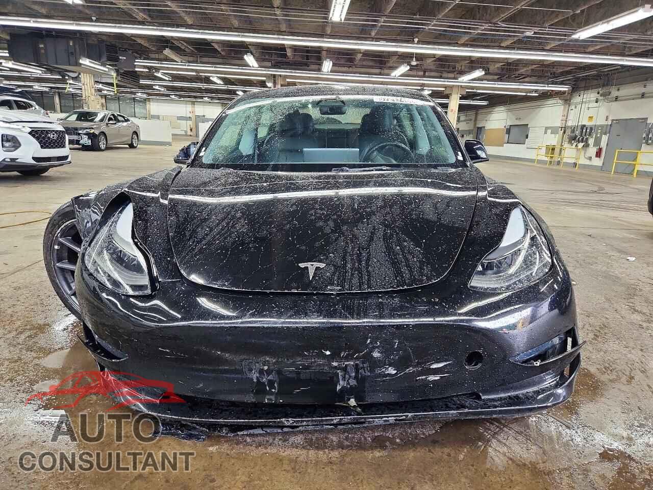 TESLA MODEL 3 2023 - 5YJ3E1EA5PF450986