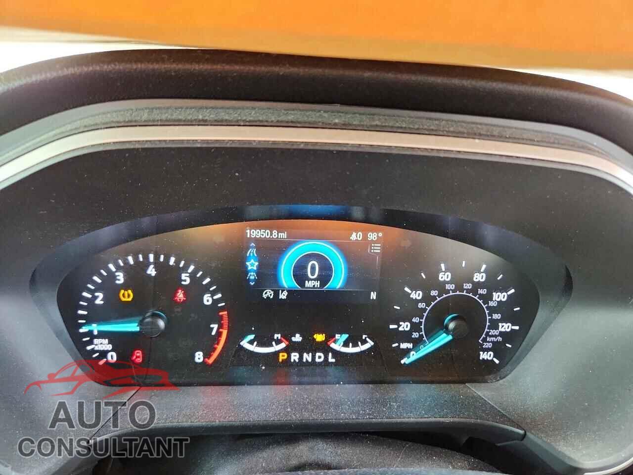 FORD ESCAPE 2020 - 1FMCU0G61LUA32217