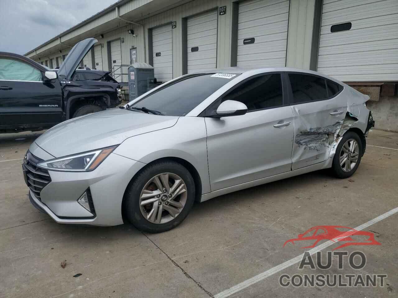 HYUNDAI ELANTRA 2019 - 5NPD84LFXKH410716