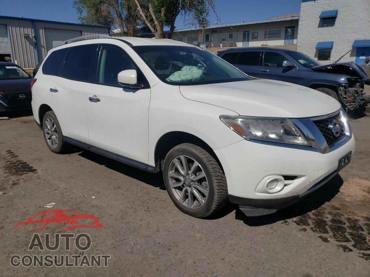 NISSAN PATHFINDER 2013 - 5N1AR2MM2DC627155