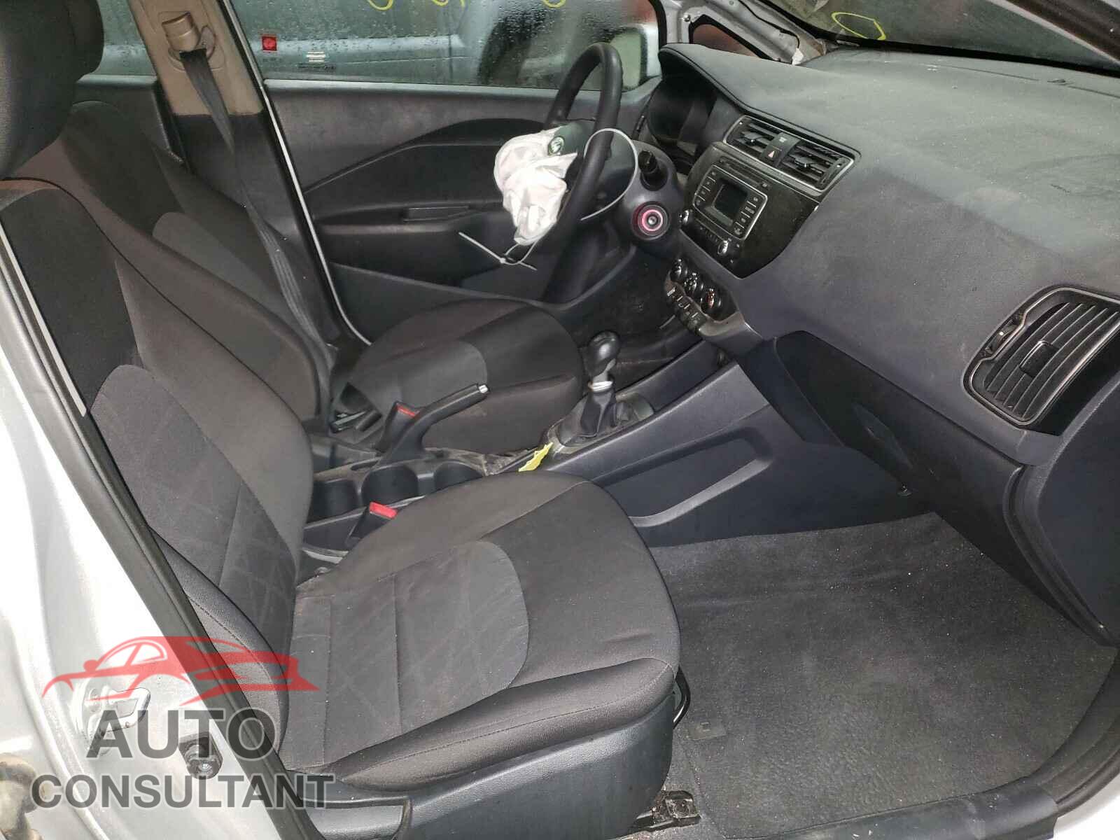 KIA RIO 2017 - KNADM4A32H6038597