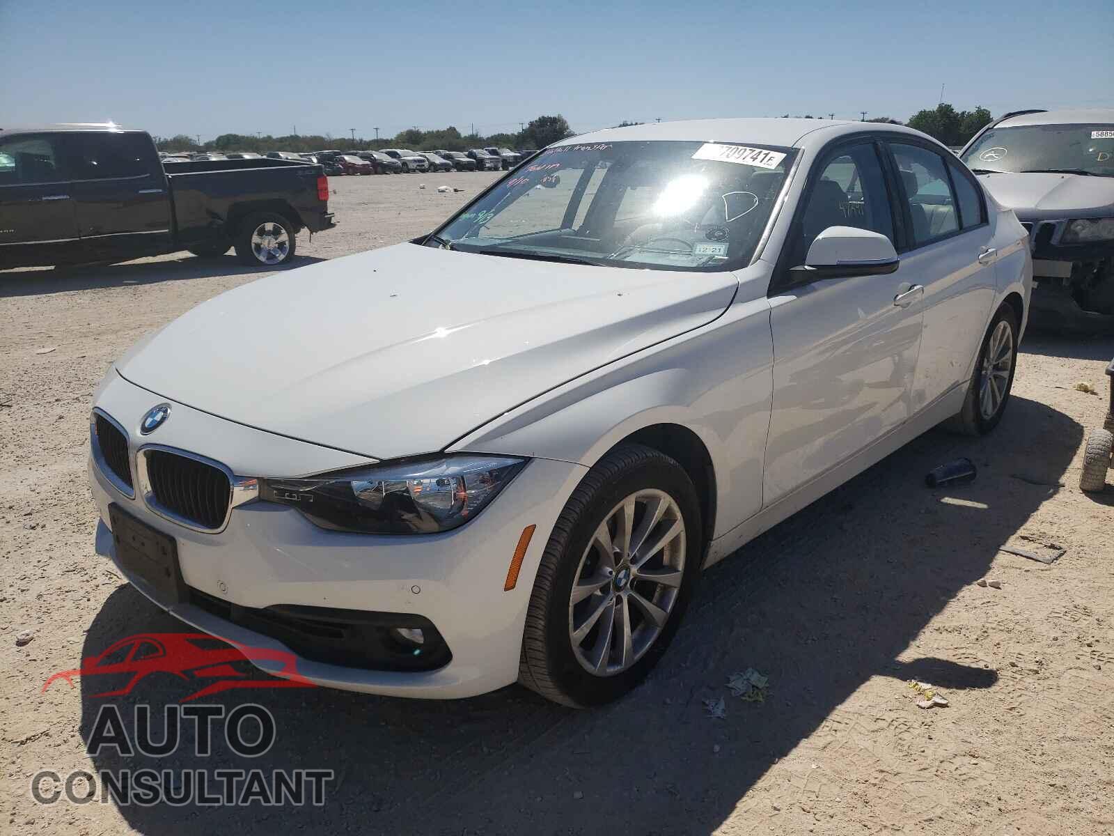 BMW 3 SERIES 2017 - WBA8E1G3XHNU16854