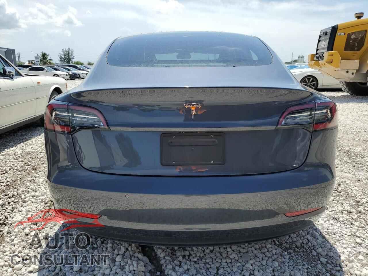 TESLA MODEL 3 2022 - 5YJ3E1EA8NF314820
