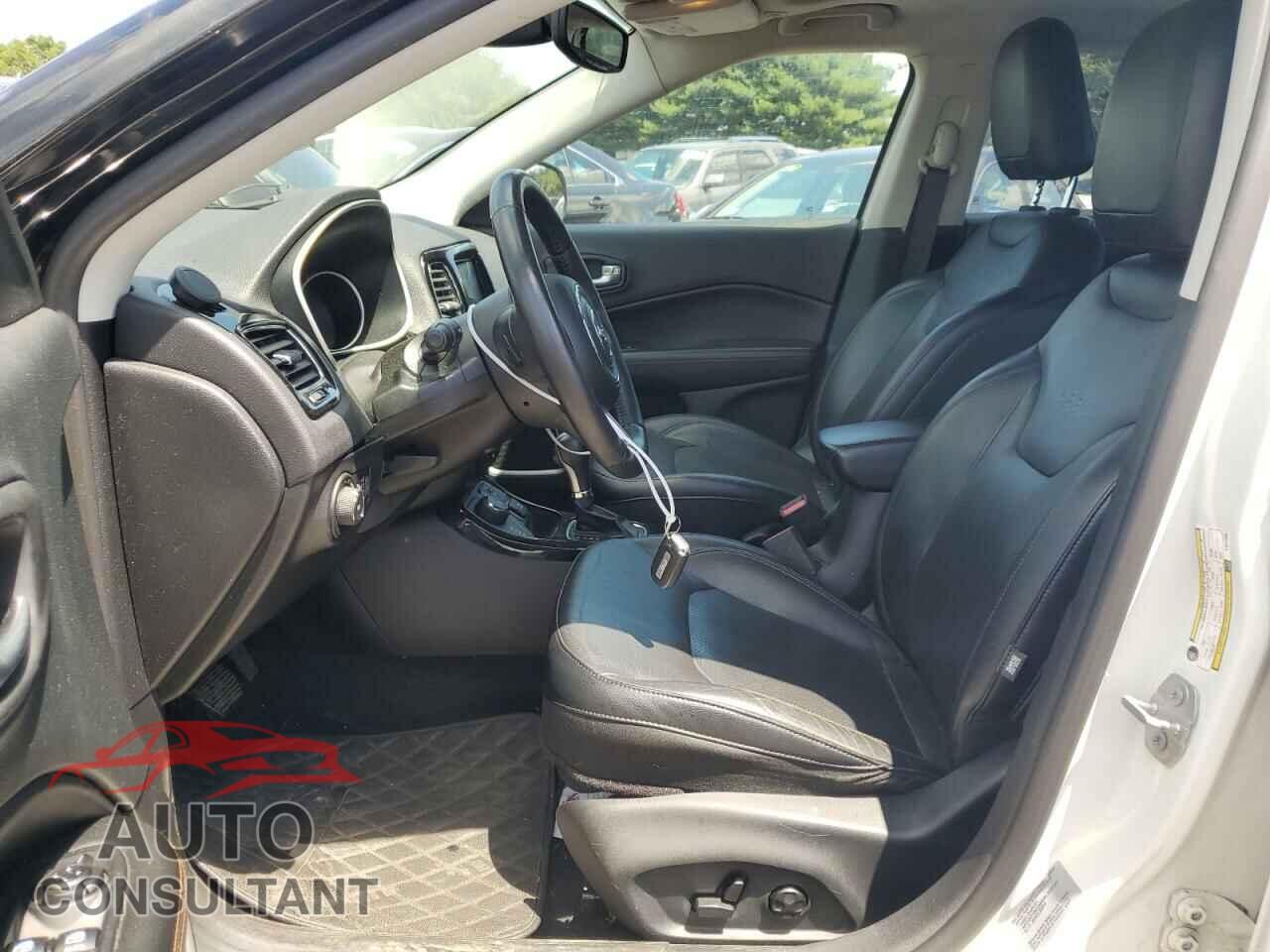 JEEP COMPASS 2017 - 3C4NJDCB9HT611358