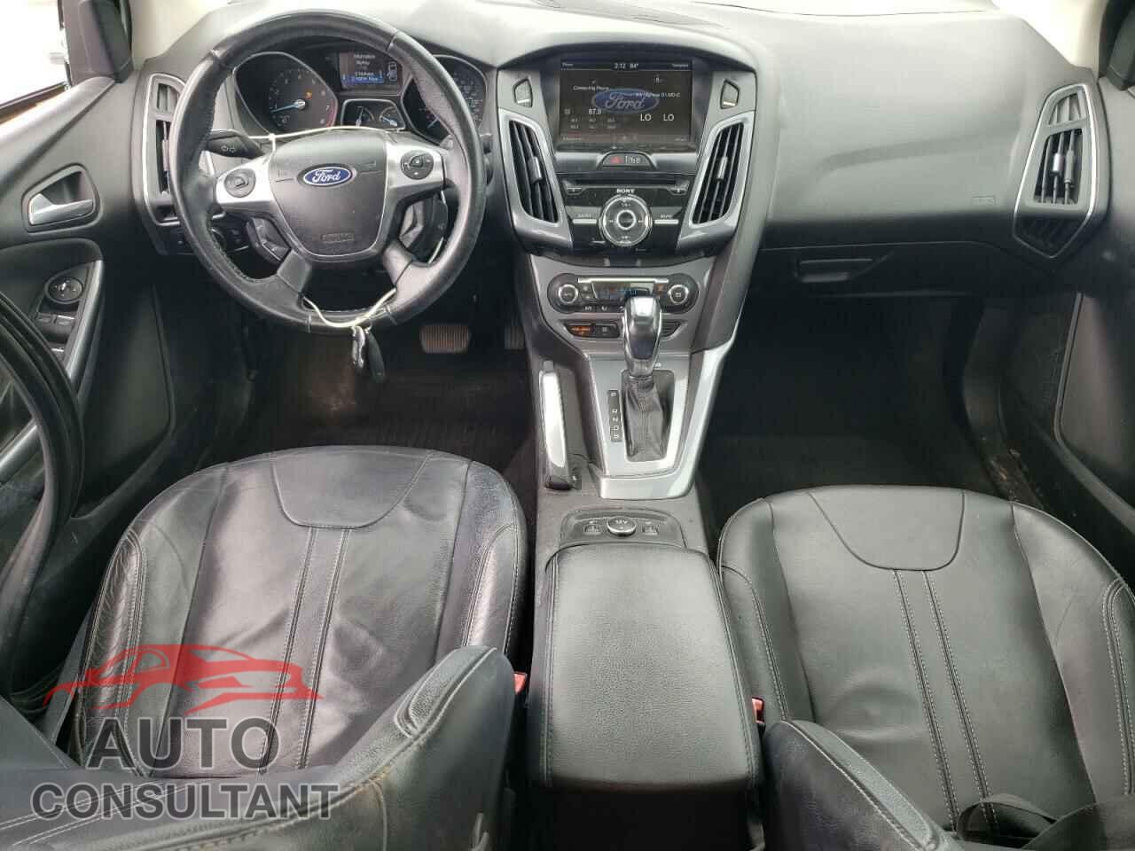 FORD FOCUS 2012 - 1FAHP3J27CL235679