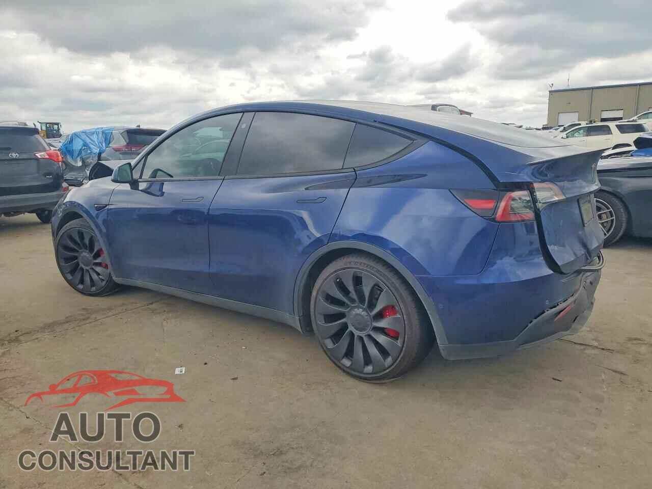 TESLA MODEL Y 2022 - 7SAYGDEF6NF387975