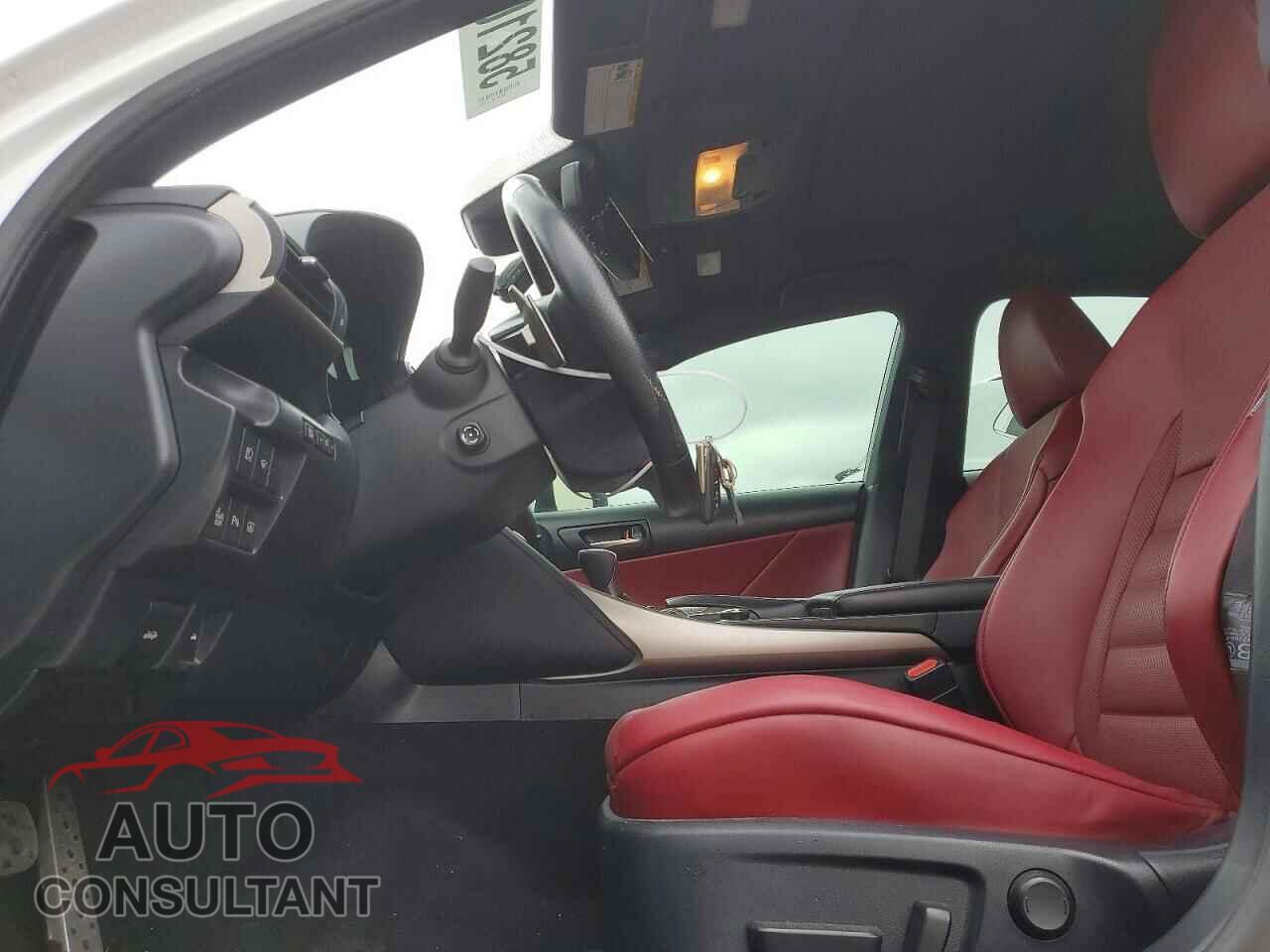 LEXUS IS 2019 - JTHCZ1D22K5016192