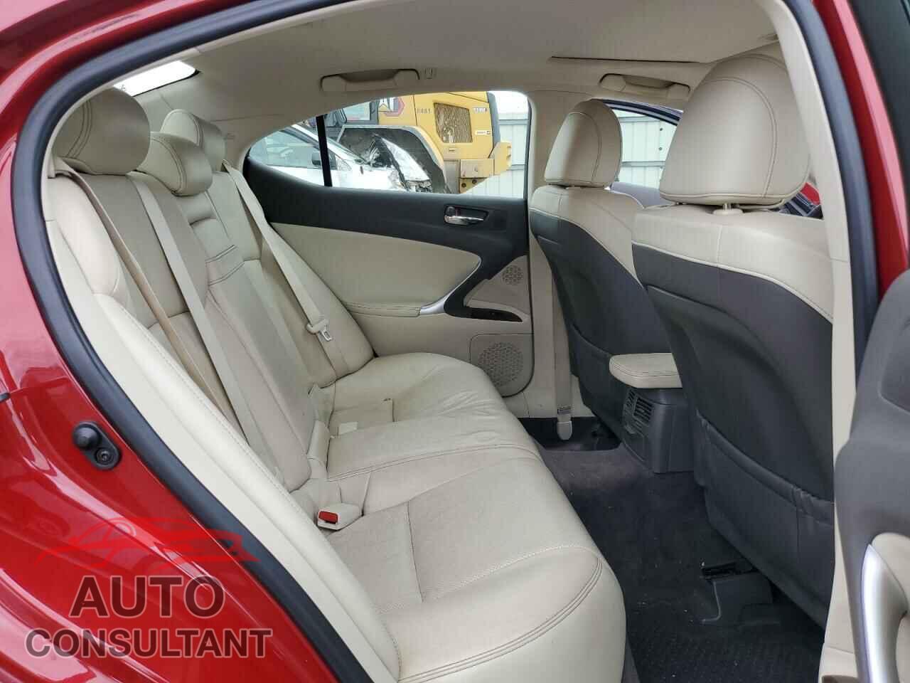 LEXUS IS 2012 - JTHCE5C26C5002981