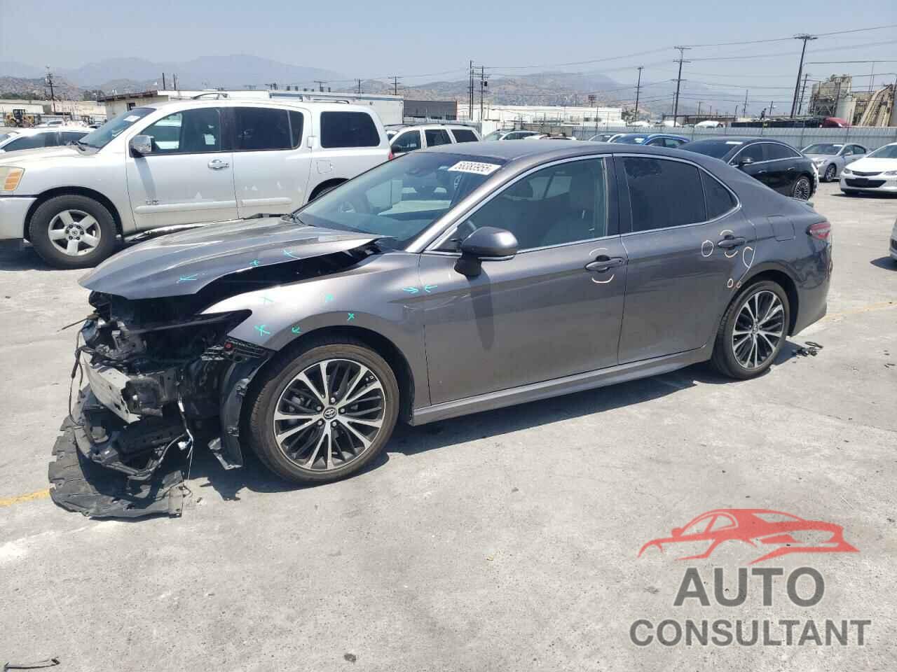 TOYOTA CAMRY 2019 - 4T1B11HK2KU681979
