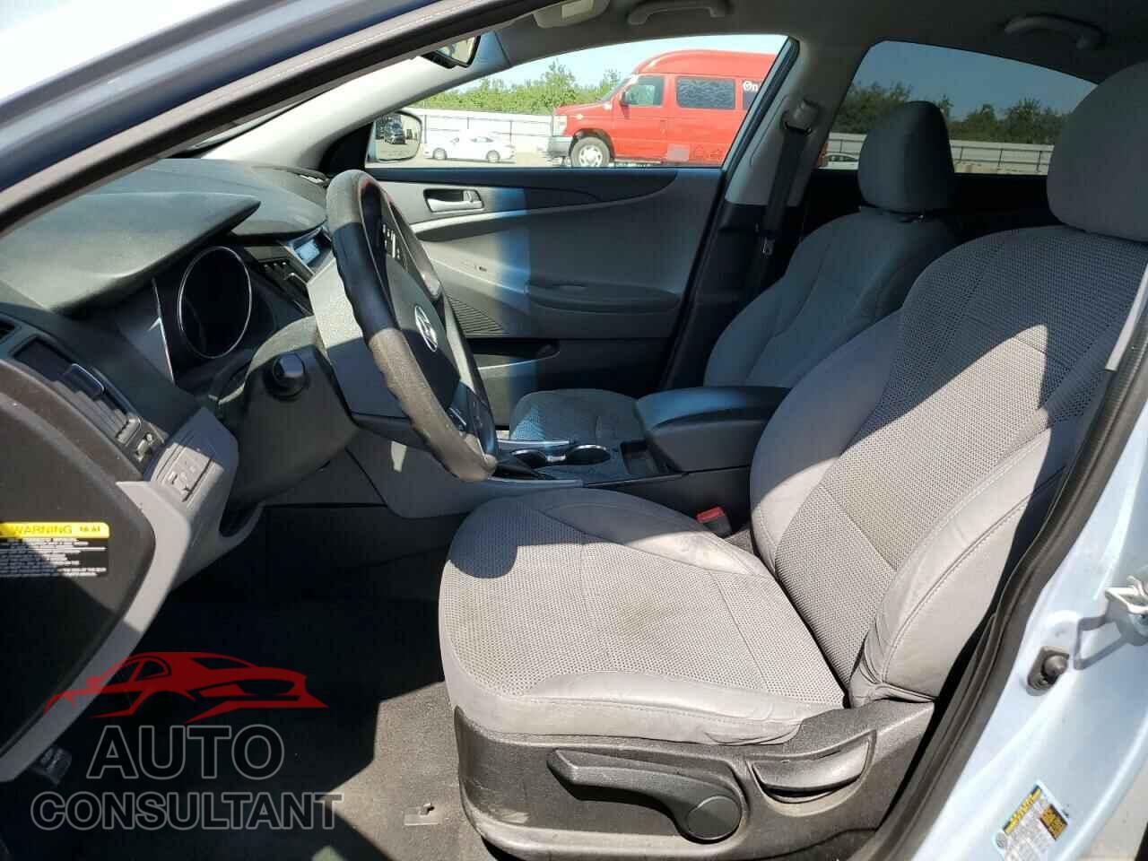 HYUNDAI SONATA 2014 - 5NPEB4AC2EH930895