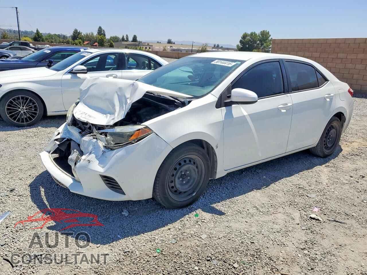 TOYOTA COROLLA 2015 - 5YFBURHE9FP286012