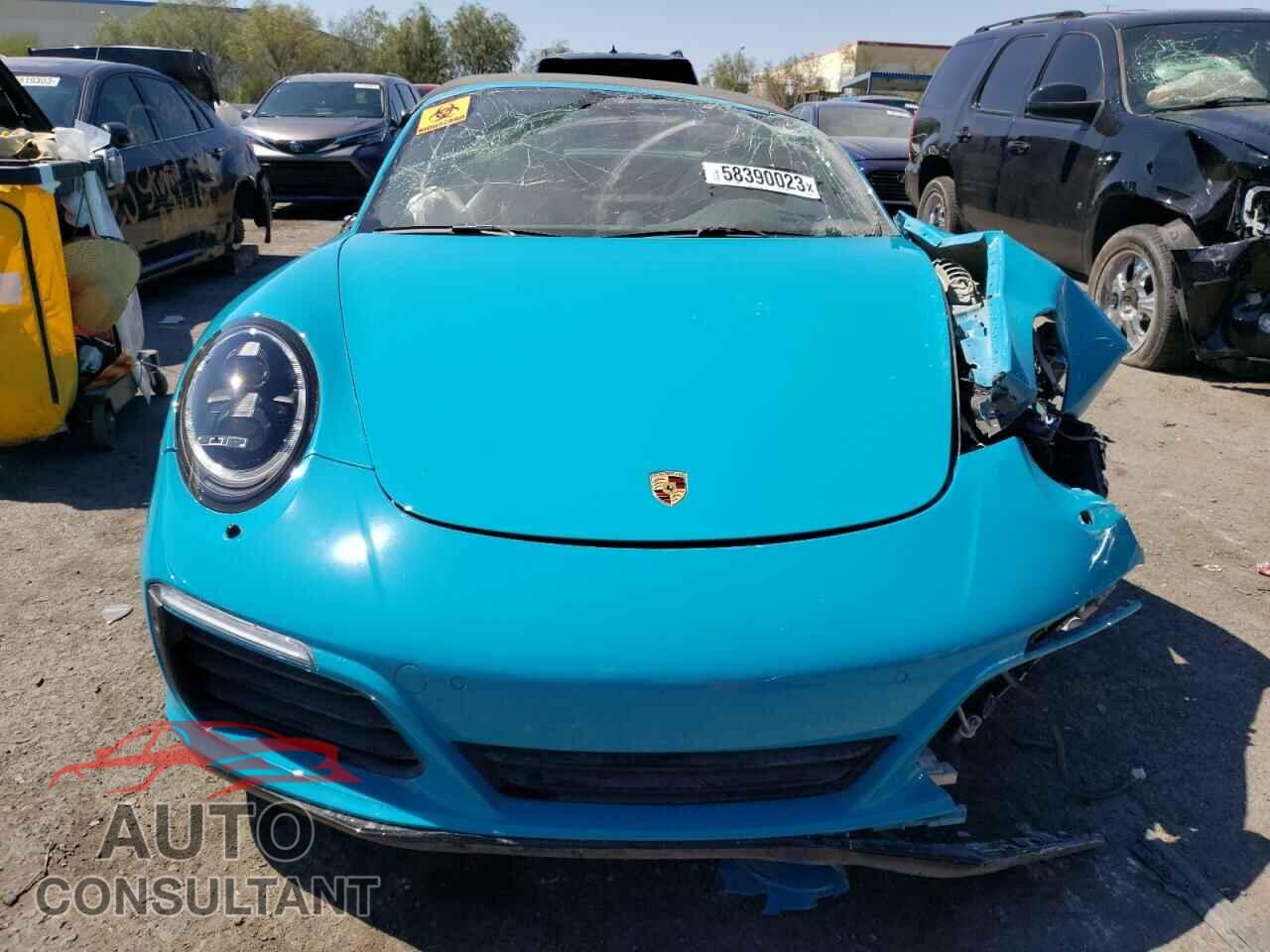 PORSCHE 911 2017 - WP0BB2A9XHS136860