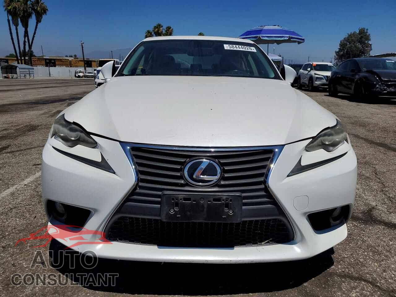 LEXUS IS 2014 - JTHBF1D29E5018207