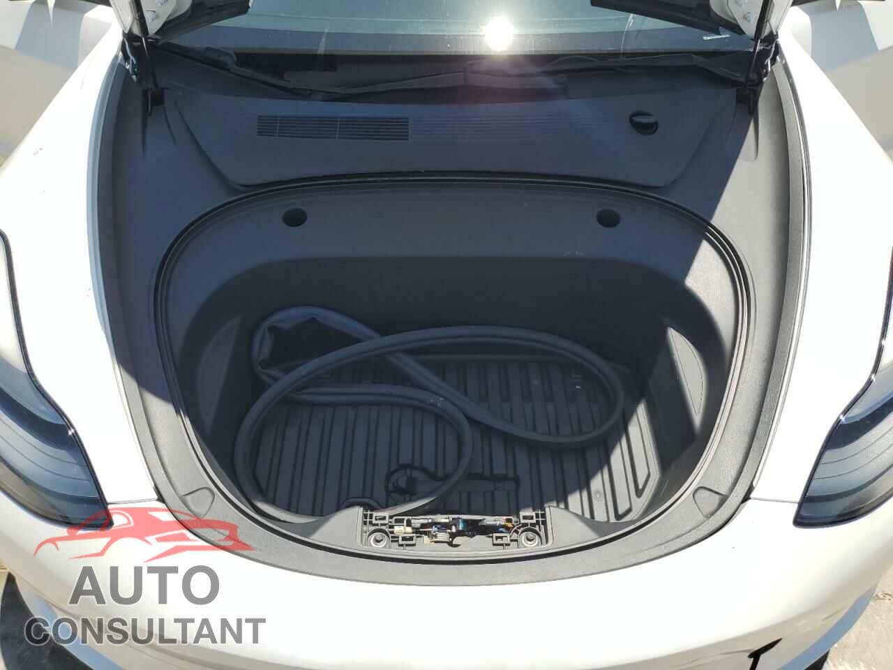 TESLA MODEL 3 2021 - 5YJ3E1EA0MF060745