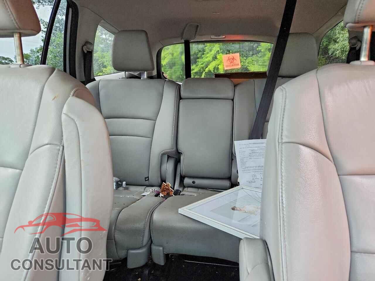 HONDA PILOT 2017 - 5FNYF5H92HB014061