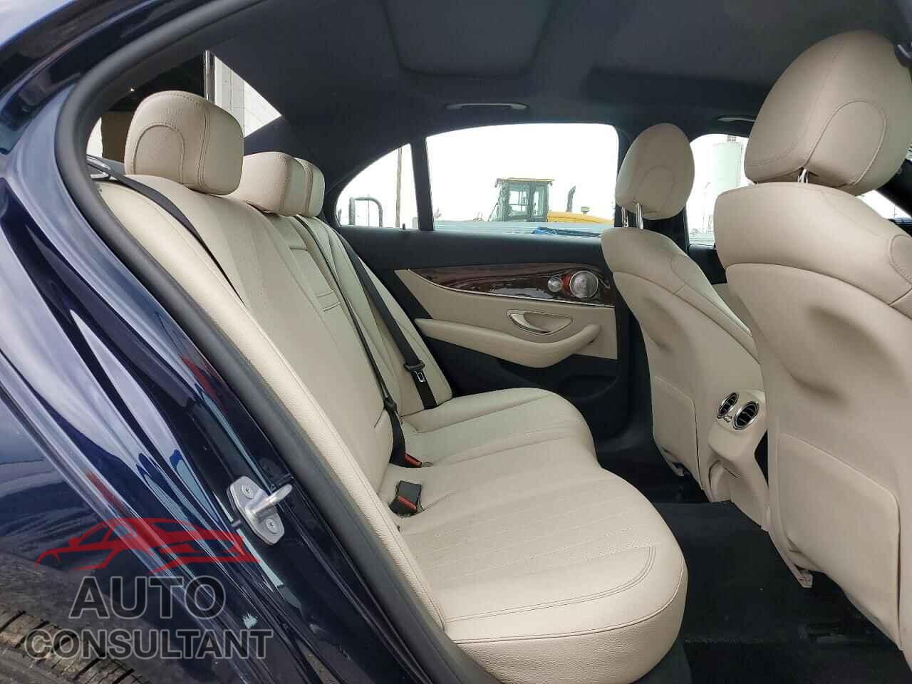 MERCEDES-BENZ E-CLASS 2017 - WDDZF4KB6HA233968