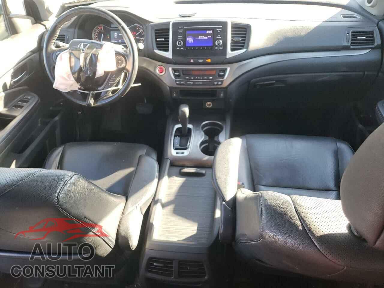 HONDA RIDGELINE 2017 - 5FPYK3F50HB008654