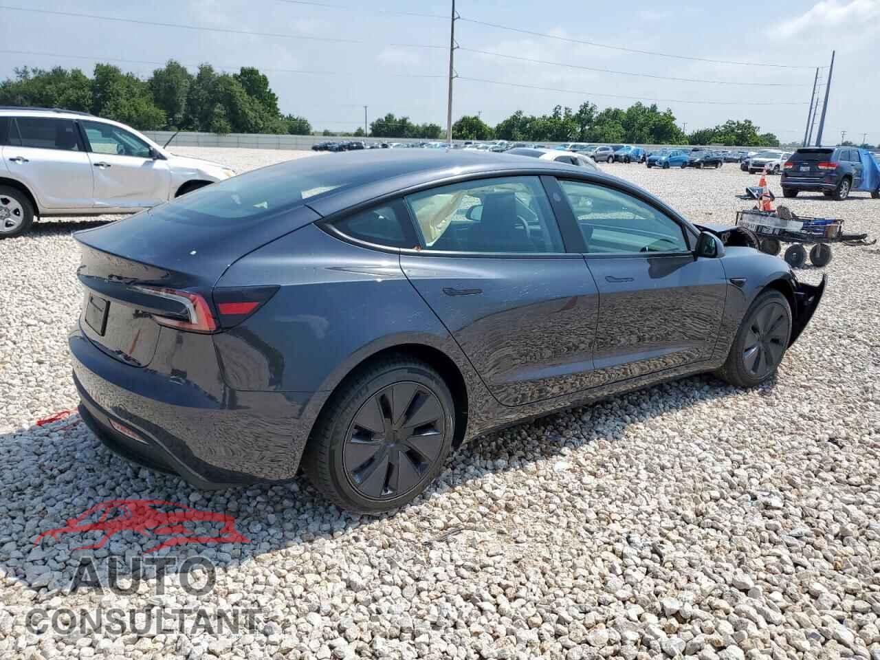 TESLA MODEL 3 2025 - 5YJ3E1EA2SF014945