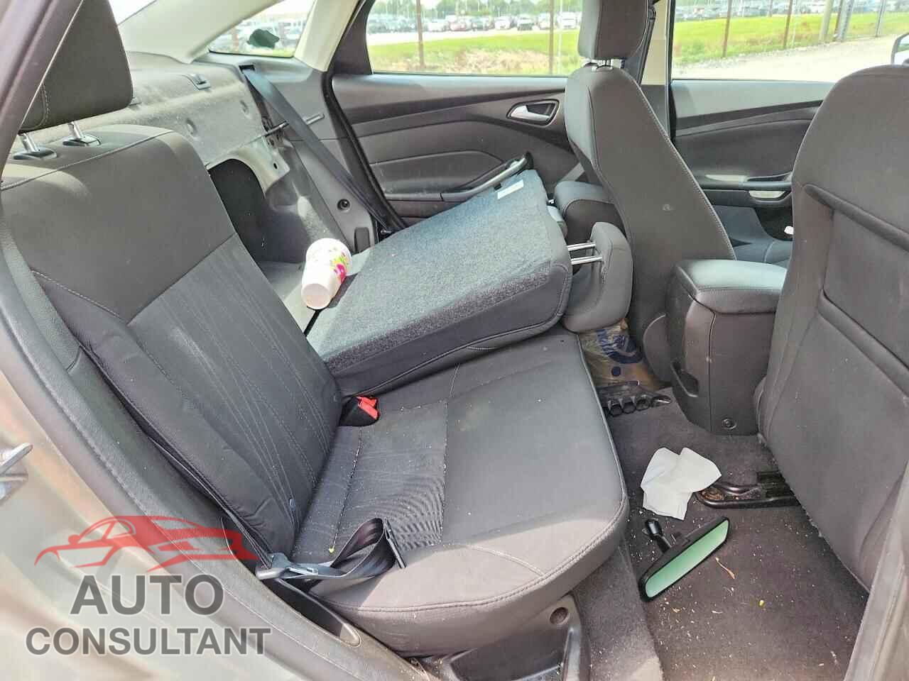 FORD FOCUS 2016 - 1FADP3F24GL320394