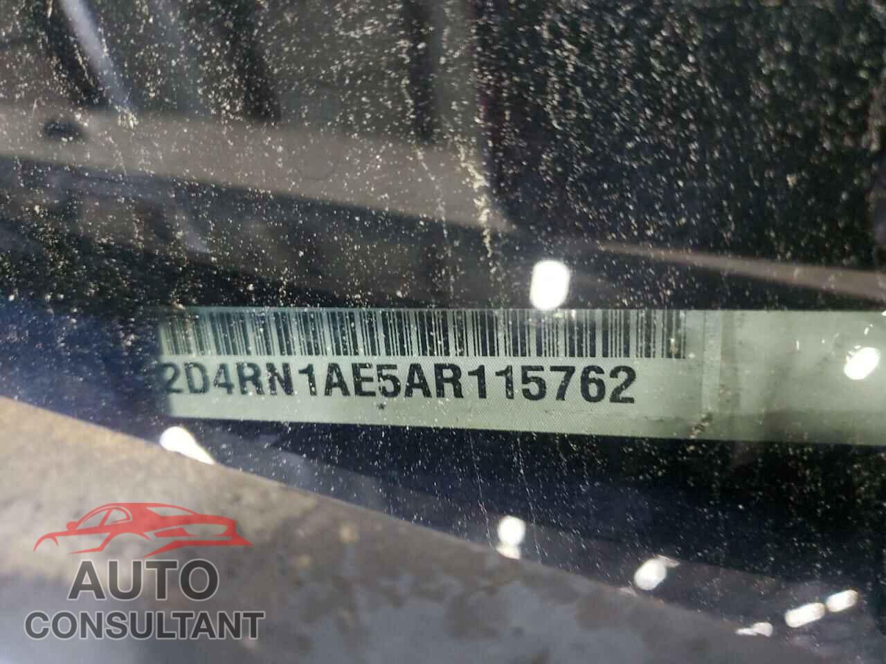 DODGE CARAVAN 2010 - 2D4RN1AE5AR115762