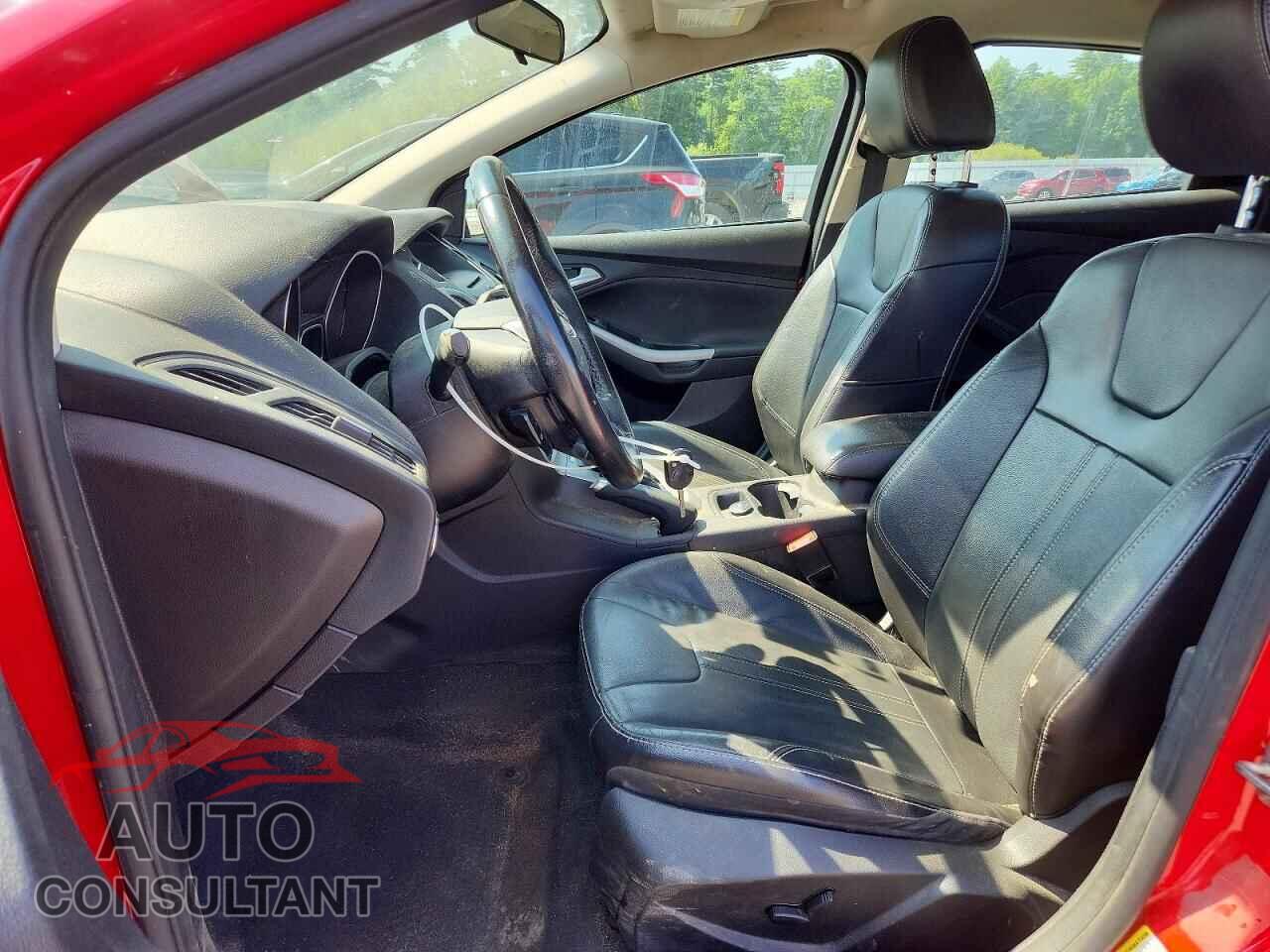 FORD FOCUS 2014 - 1FADP3K22EL337844