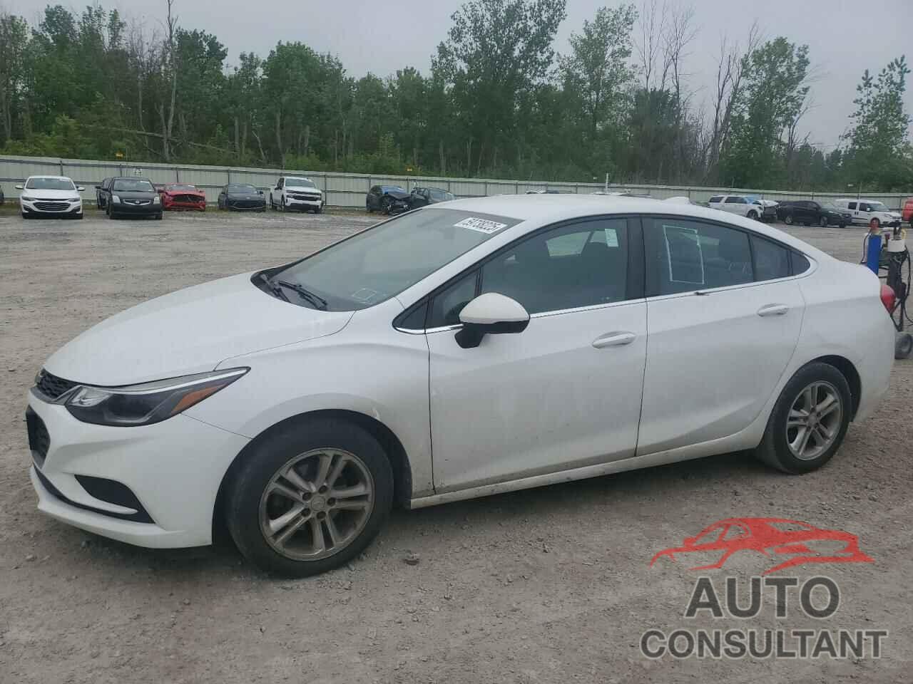 CHEVROLET CRUZE 2018 - 1G1BE5SM2J7207336