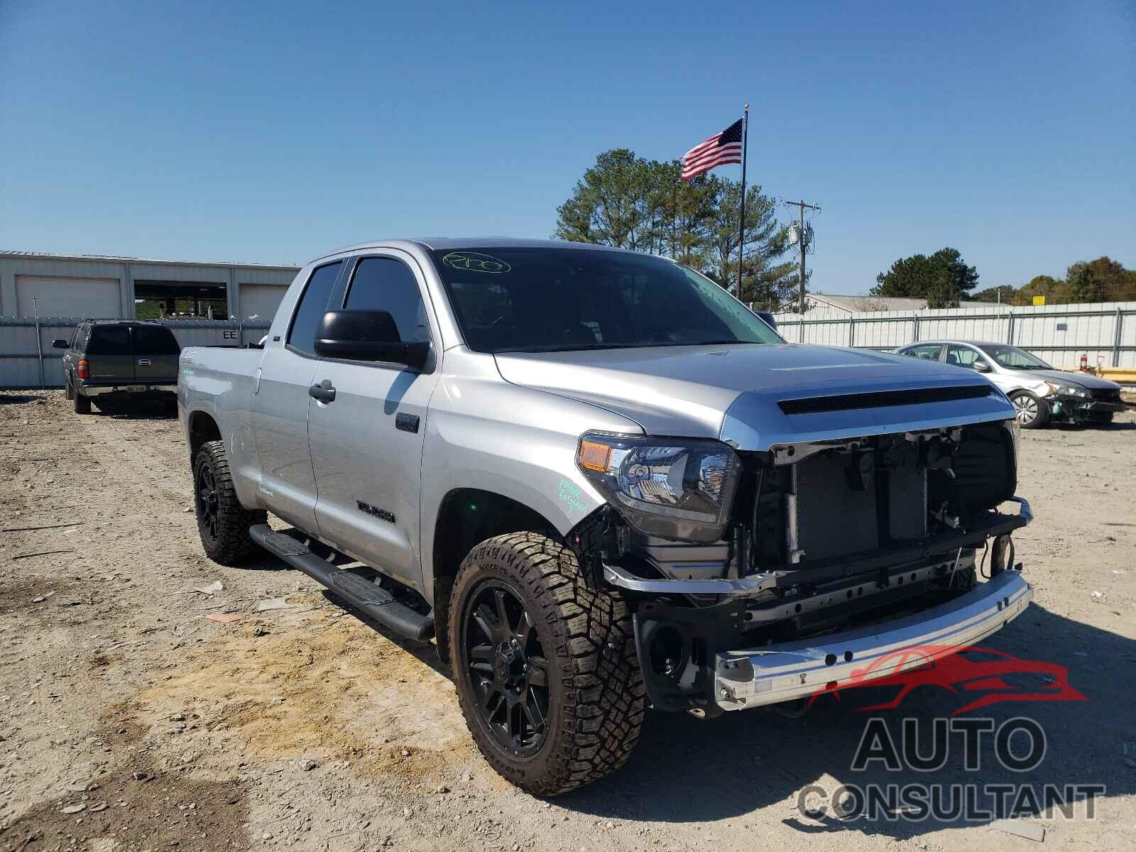 TOYOTA TUNDRA 2021 - 5TFUY5F19MX960518