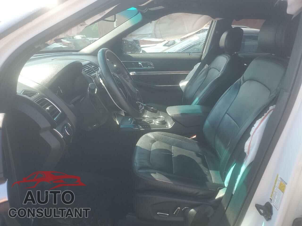 FORD EXPLORER 2017 - 1FM5K8GT7HGB37613
