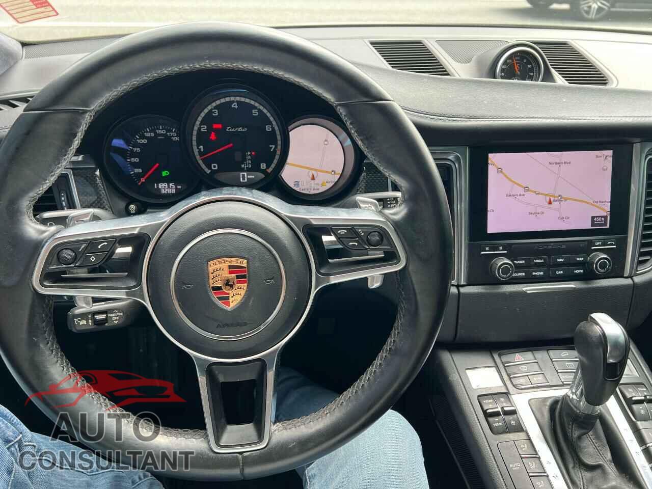 PORSCHE MACAN 2017 - WP1AF2A50HLB60235