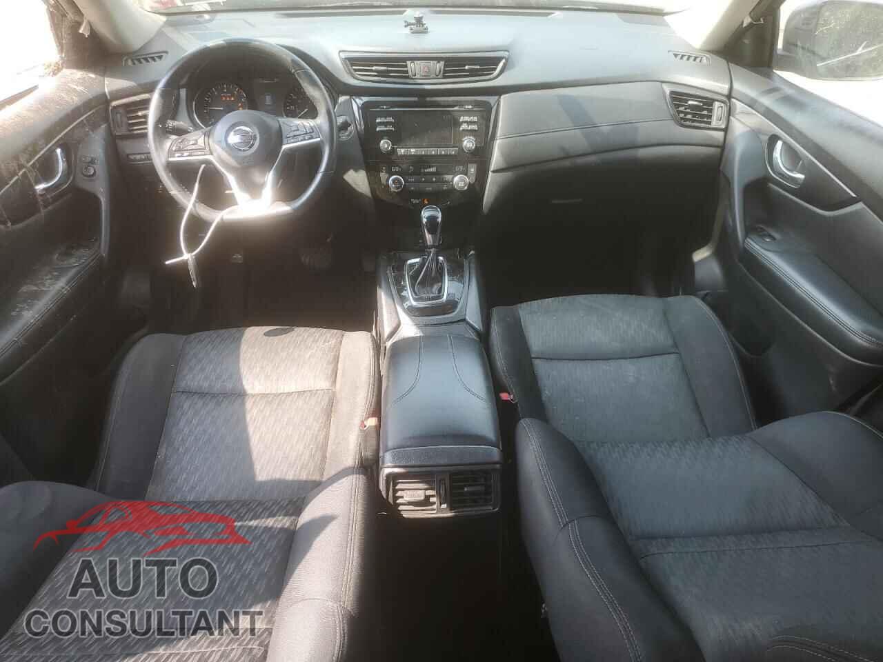 NISSAN ROGUE 2017 - KNMAT2MV9HP589159