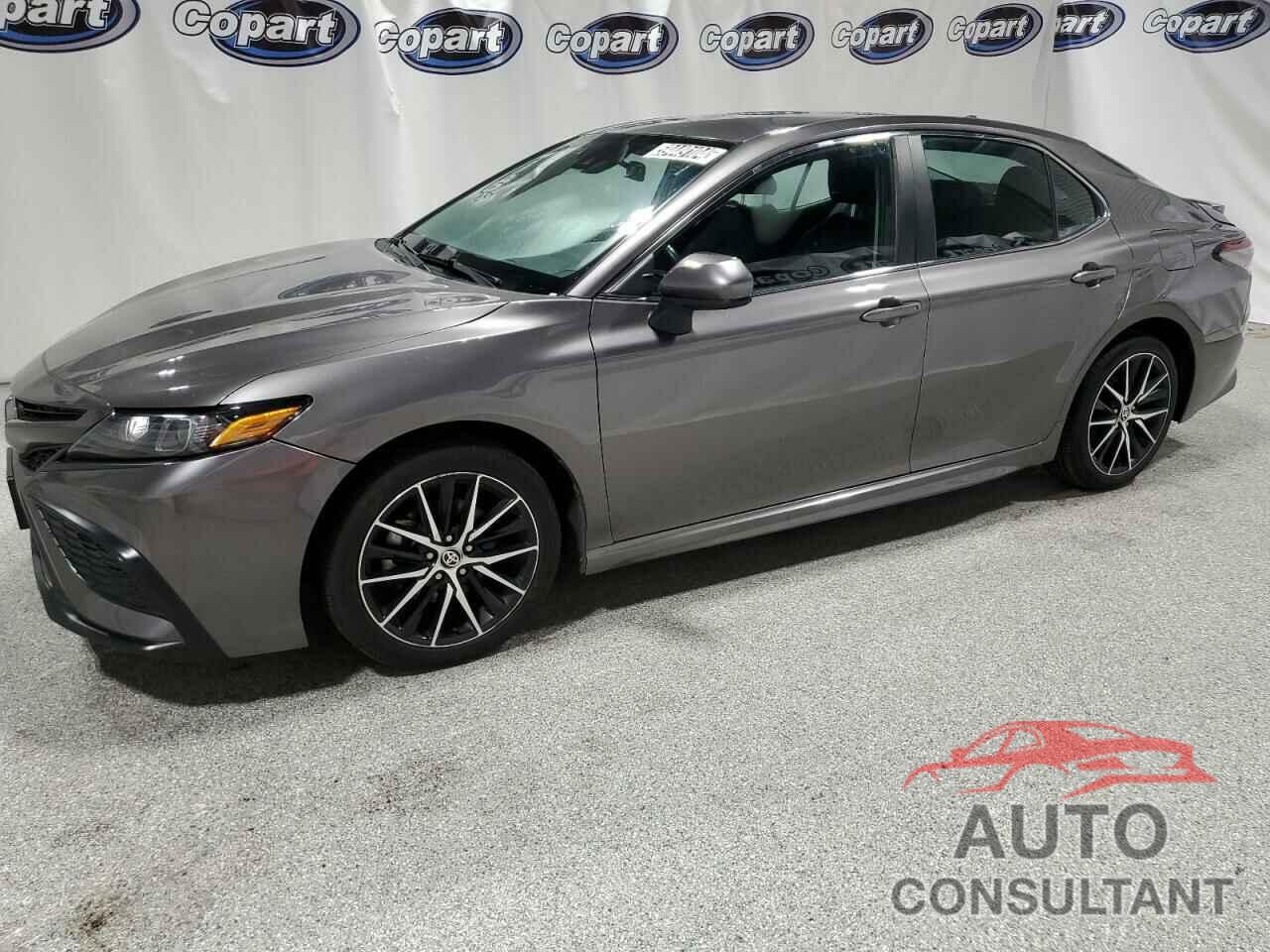 TOYOTA CAMRY 2021 - 4T1G11AK6MU571889