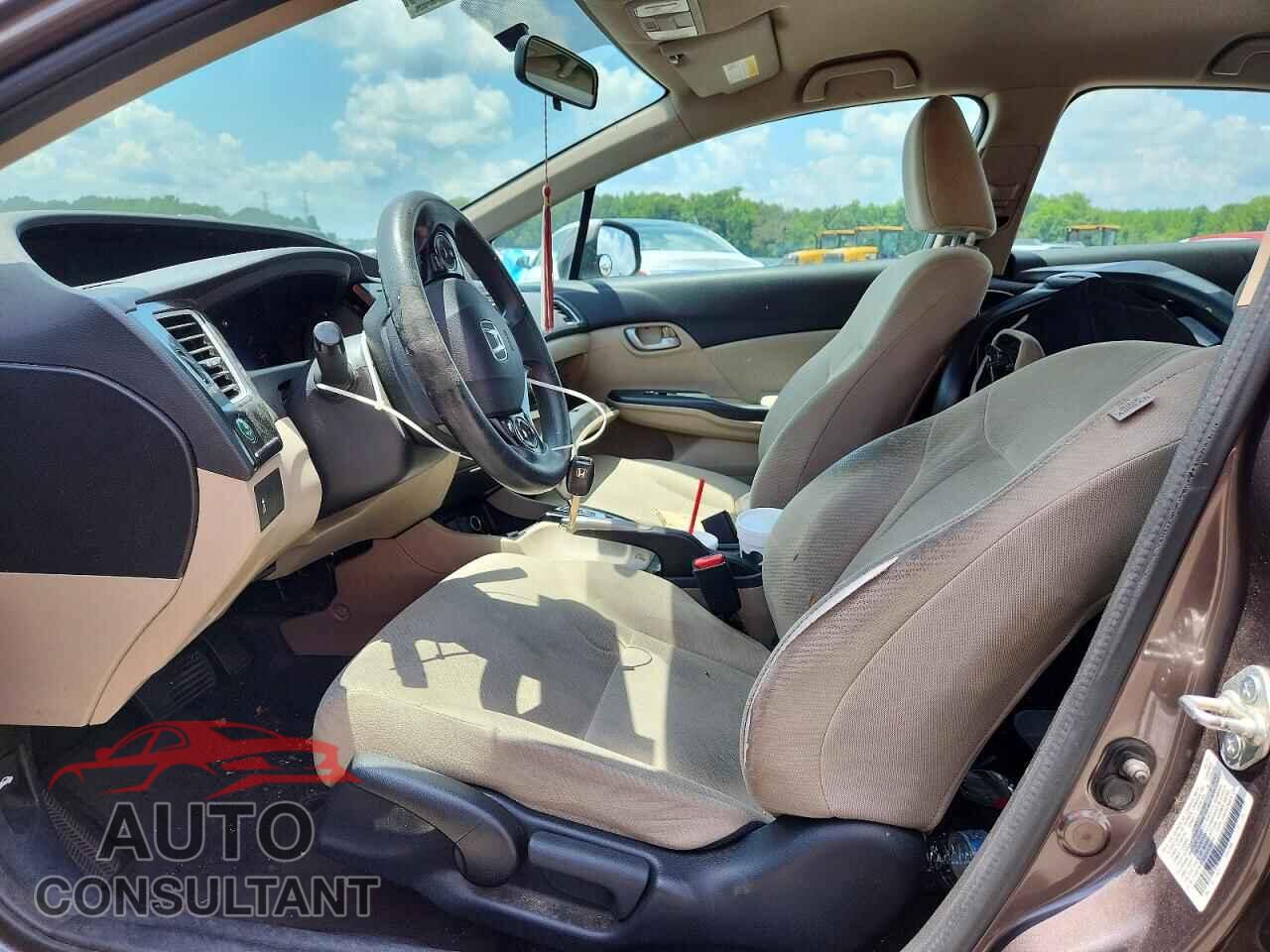 HONDA CIVIC 2013 - 2HGFB2F50DH558534
